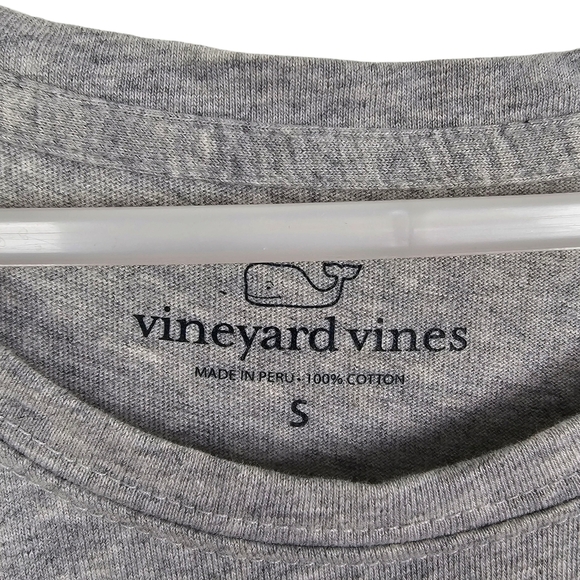 Vineyard Vines Gray "Every Day Should Feel This Good" T-shirt - Picture 3 of 7